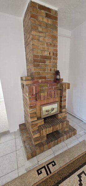 Casa cu 4 camere de vanzare in Campina