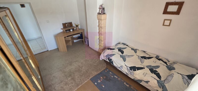 Casa cu 4 camere de vanzare in Campina